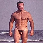 Hot studs walking naked on the beach showing their big dicks